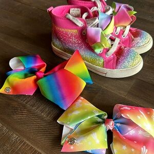 Jojo siwa shoes and bows
